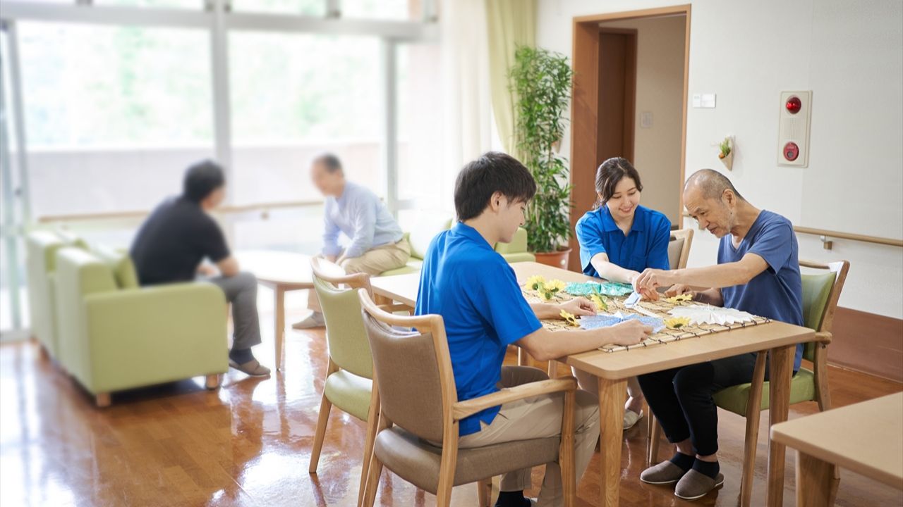 住宅型有料老人ホームの問題点とは？｜特徴から対処法まで解説