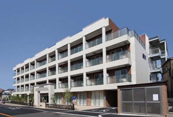 枚方市の住宅型有料老人ホーム「みどりの館」