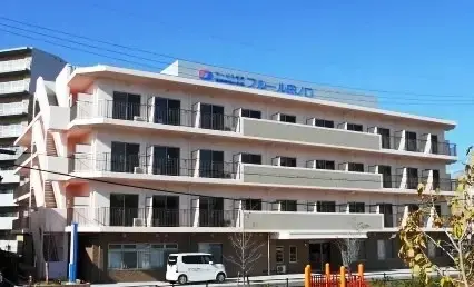 枚方市のサービス付き高齢者向け住宅「フルール田ノ口」